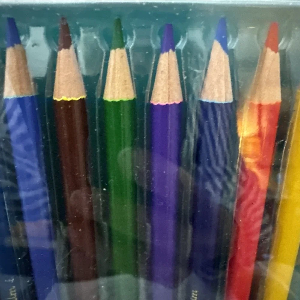 Ocean‎ Wonders Adult Coloring Book Pencil Set Color your way to calm -29 Detacha